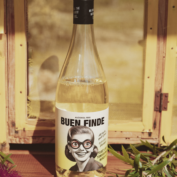 an alcohol free white wine alternative made in spain
