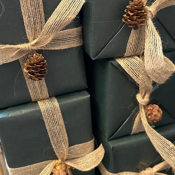 ✨ 12 Days of JOMO – Mindful Living & Alcohol-Free Advent Calendar